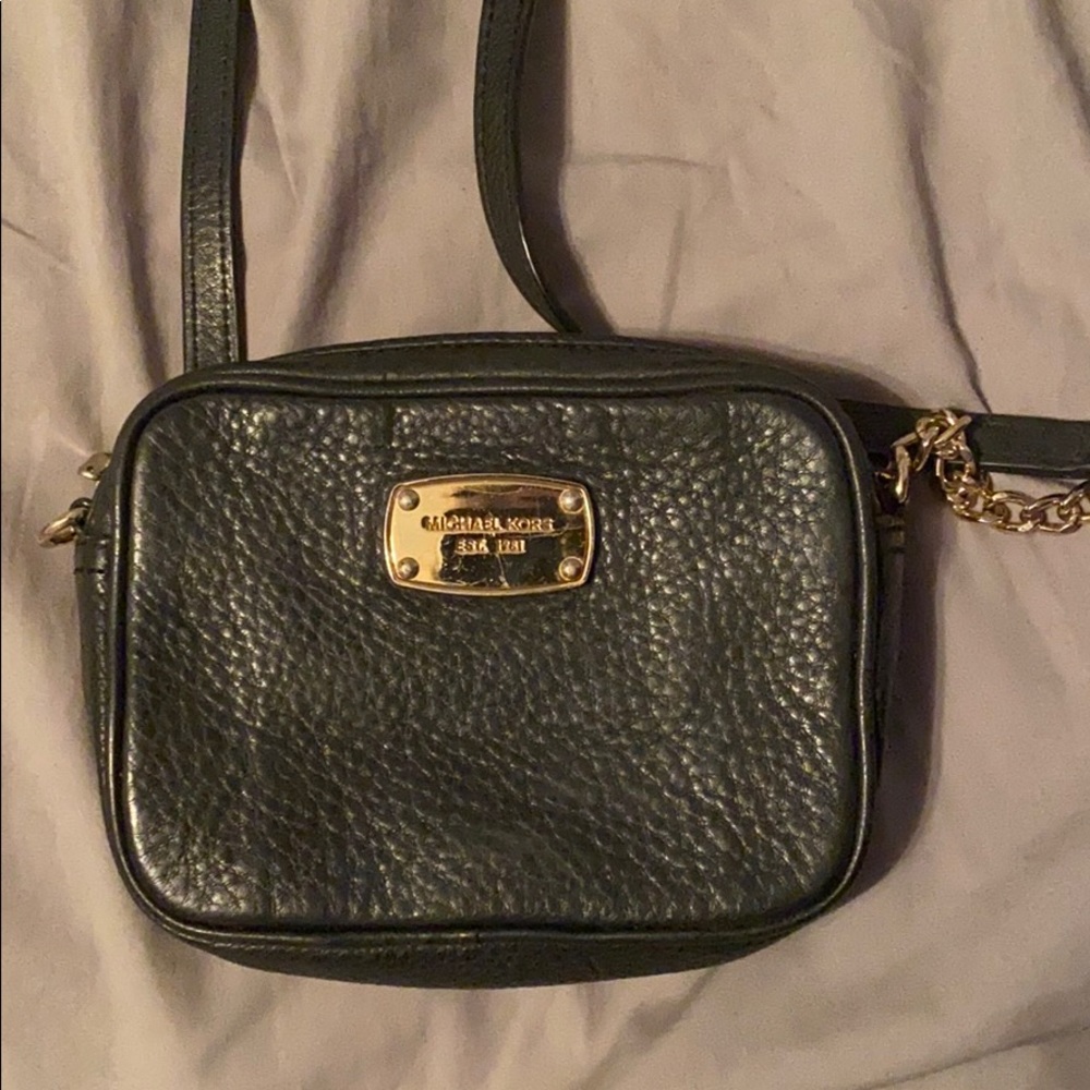 Michael Kors black side purse